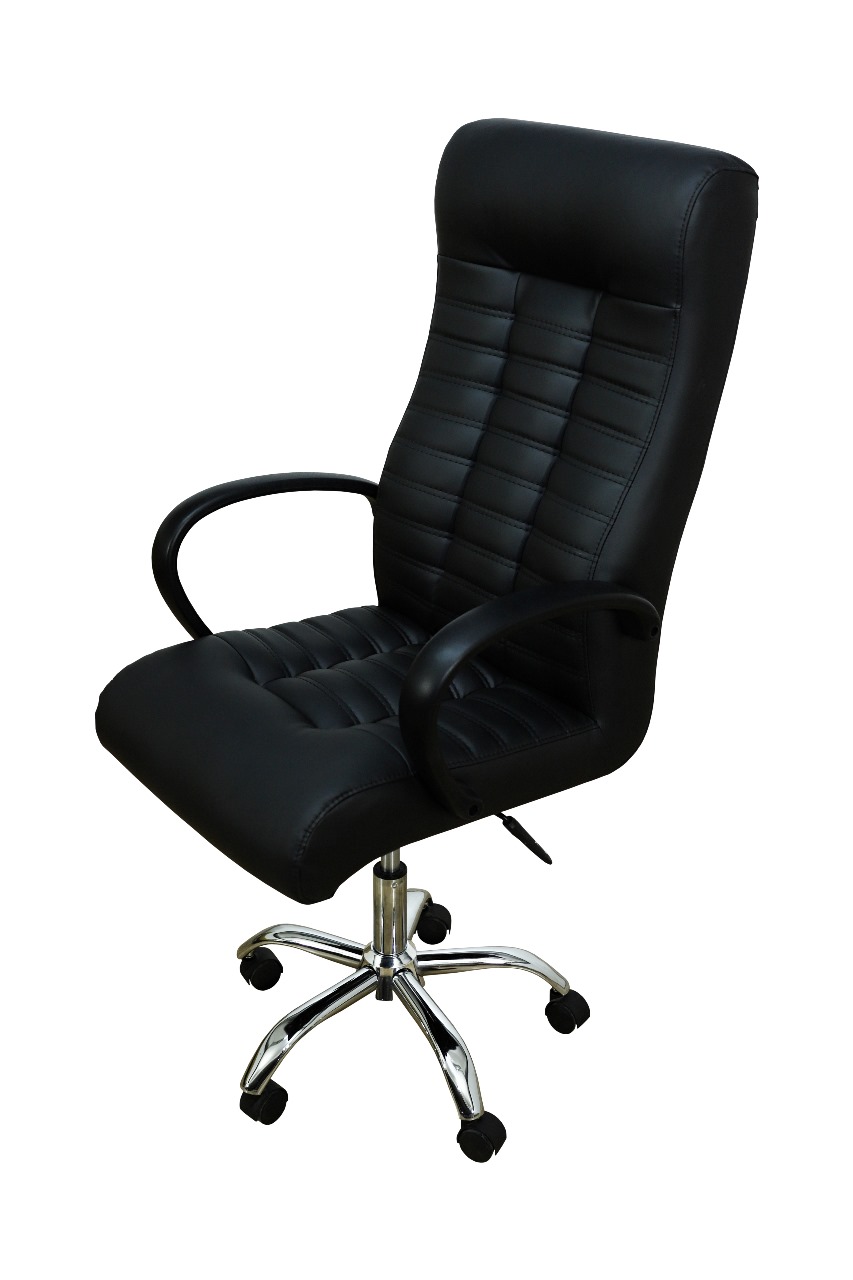 BOSS РУКОВОДИТЕЛЬ Пластиковые подлокотники, пластиковые ножки